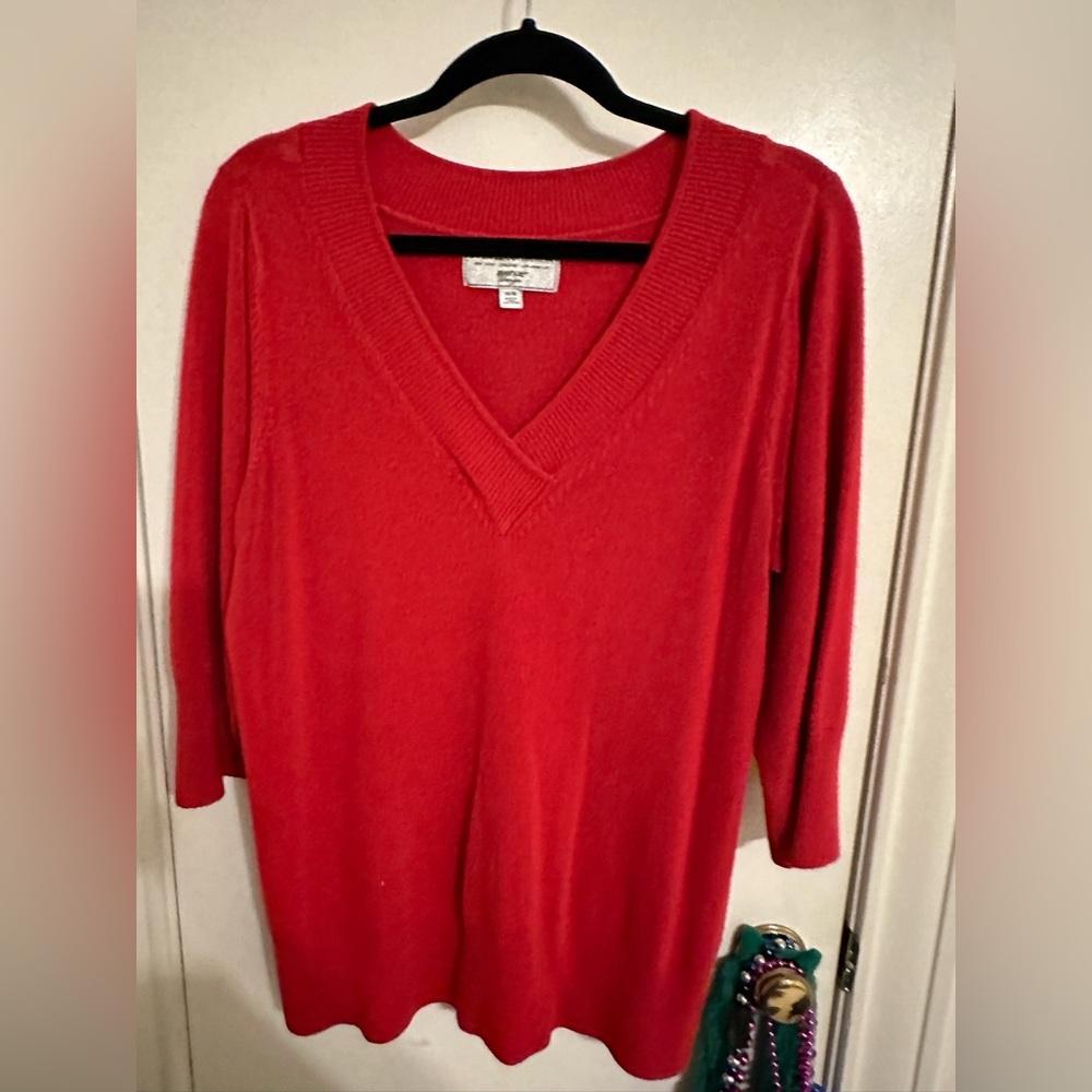 Red three quarter sleeve sweater size 14/16